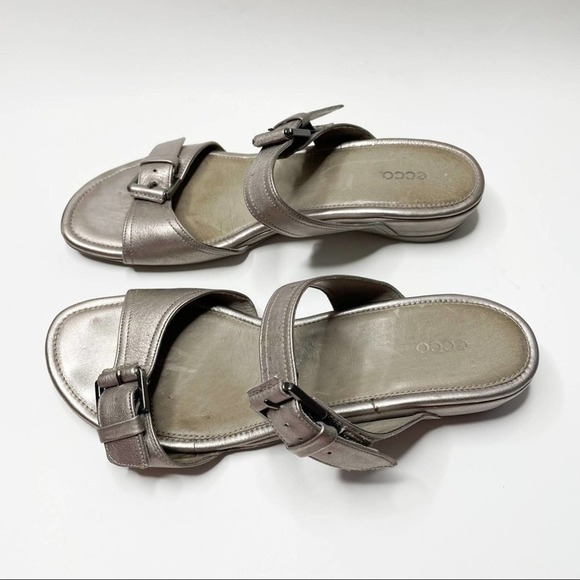 Ecco Champagne Double Strap Open Toe Sandals 7 - Picture 1 of 11